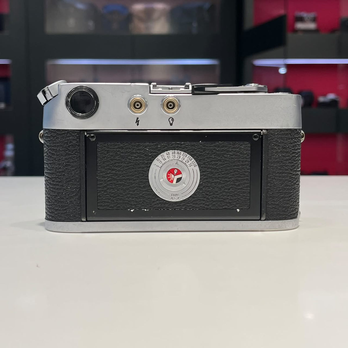 Leica M4 (Pre-owned)