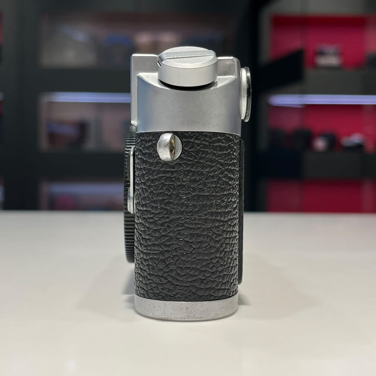 Leica M4 (Pre-owned)