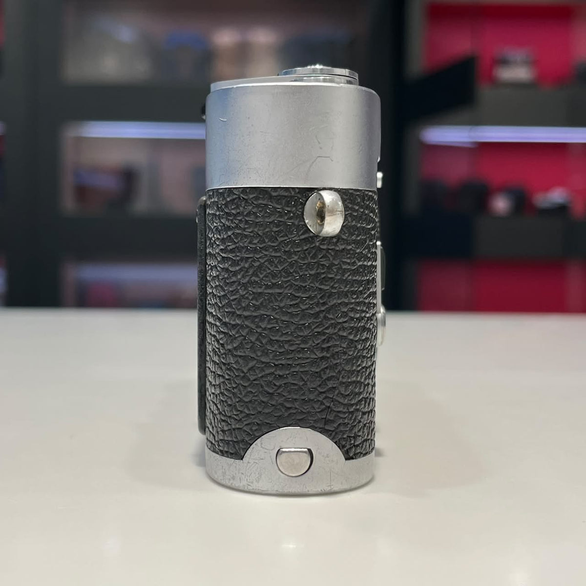 Leica M4 (Pre-owned)